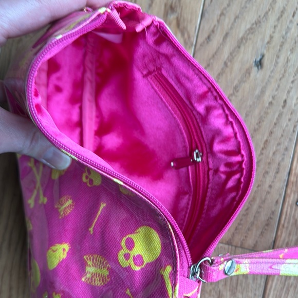 Sourpuss Pink Skull Wristlet - Picture 3 of 4